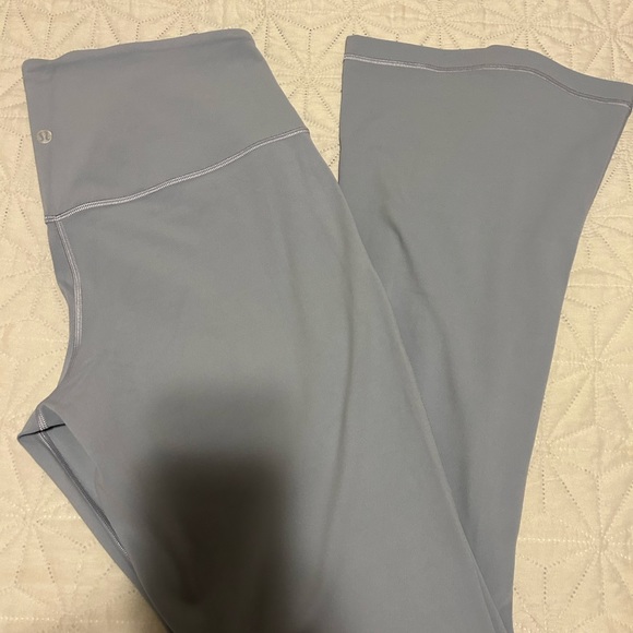 NWT Lululemon Align High Rise Mini Flare Pant  Size 14 Blue - Picture 7 of 7